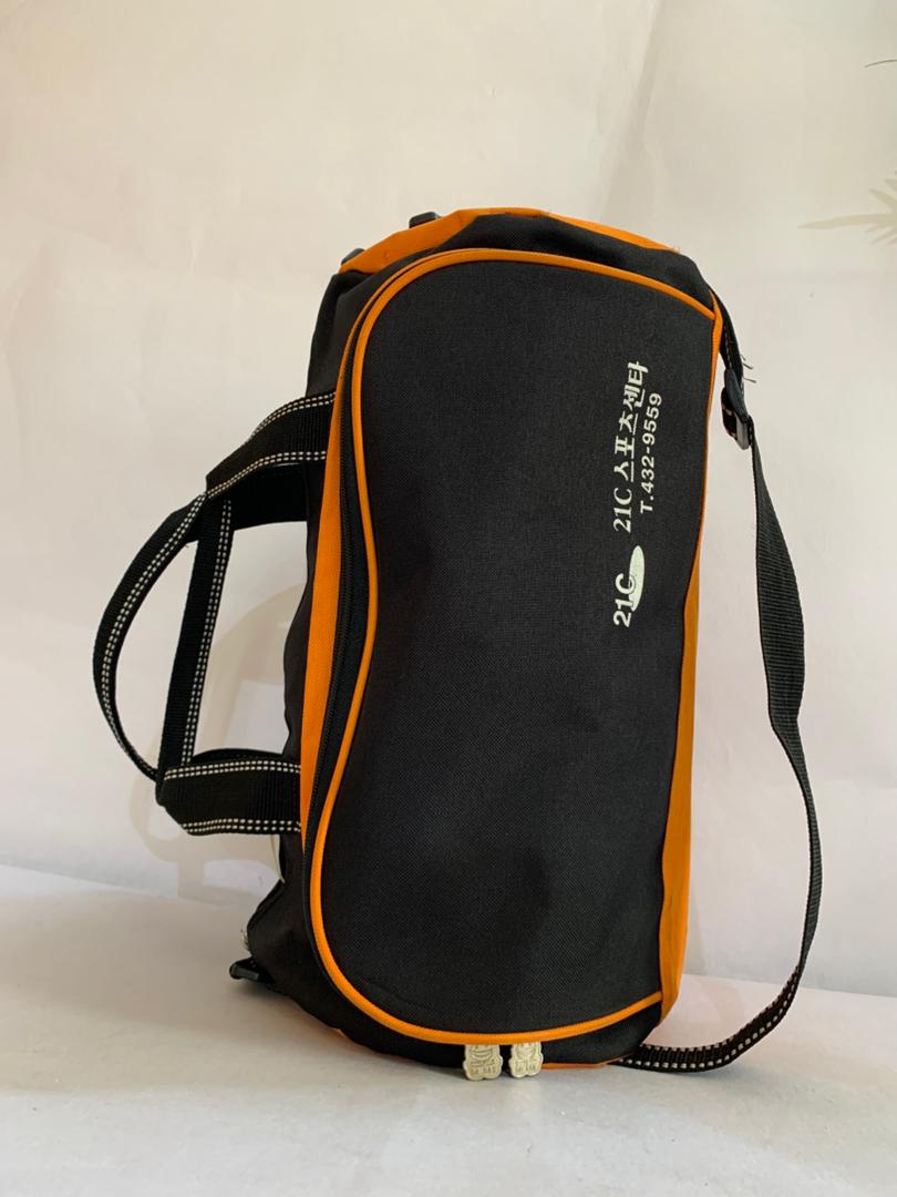 The 21C Onyx & Amber Training Duffel