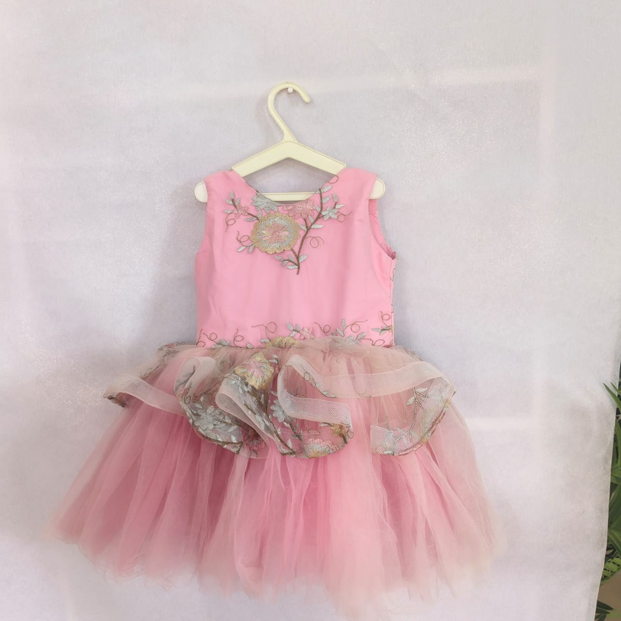 Floral Princess Dress (Ages 3–4)