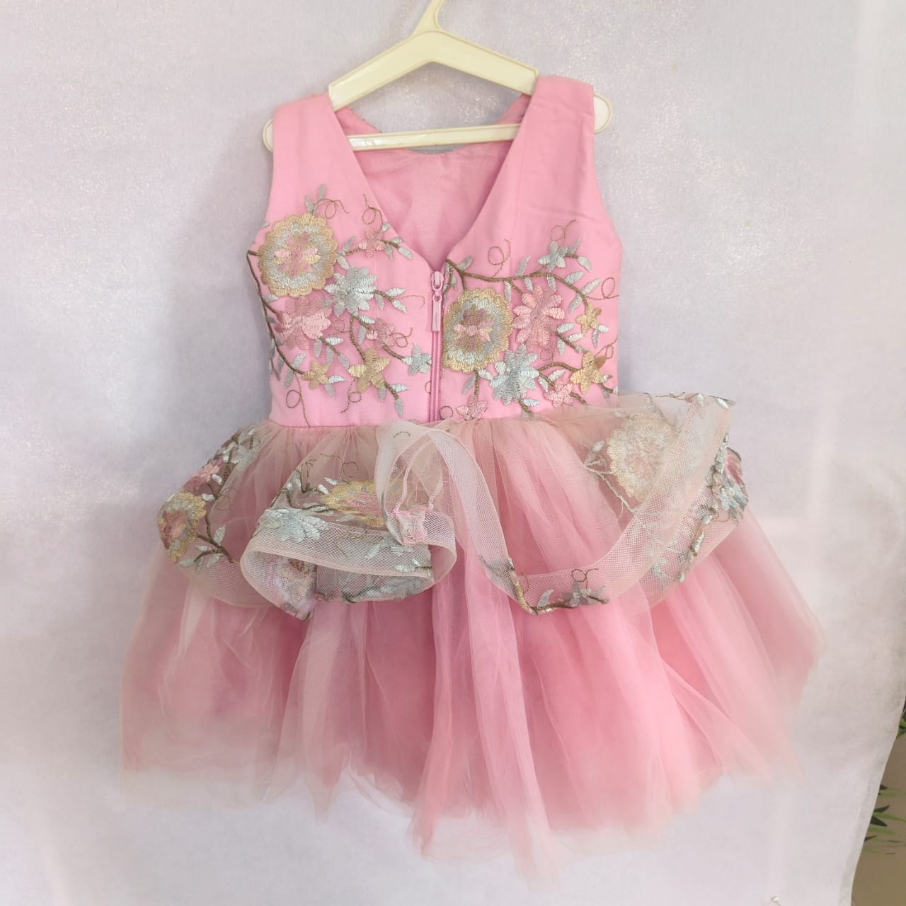 Floral Princess Dress (Ages 3–4)